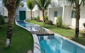 Condomínio Azul Mar - Duplex 4 Quartos Porto de Galinhas por Yolo
